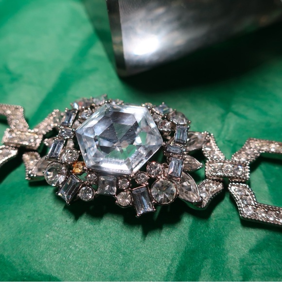 Carolee spectacularly sparkly bracelet - Picture 1 of 7